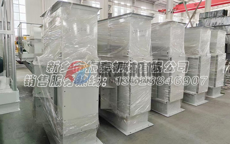 尿素有腐蝕性選擇哪款斗式提升機(jī)好？